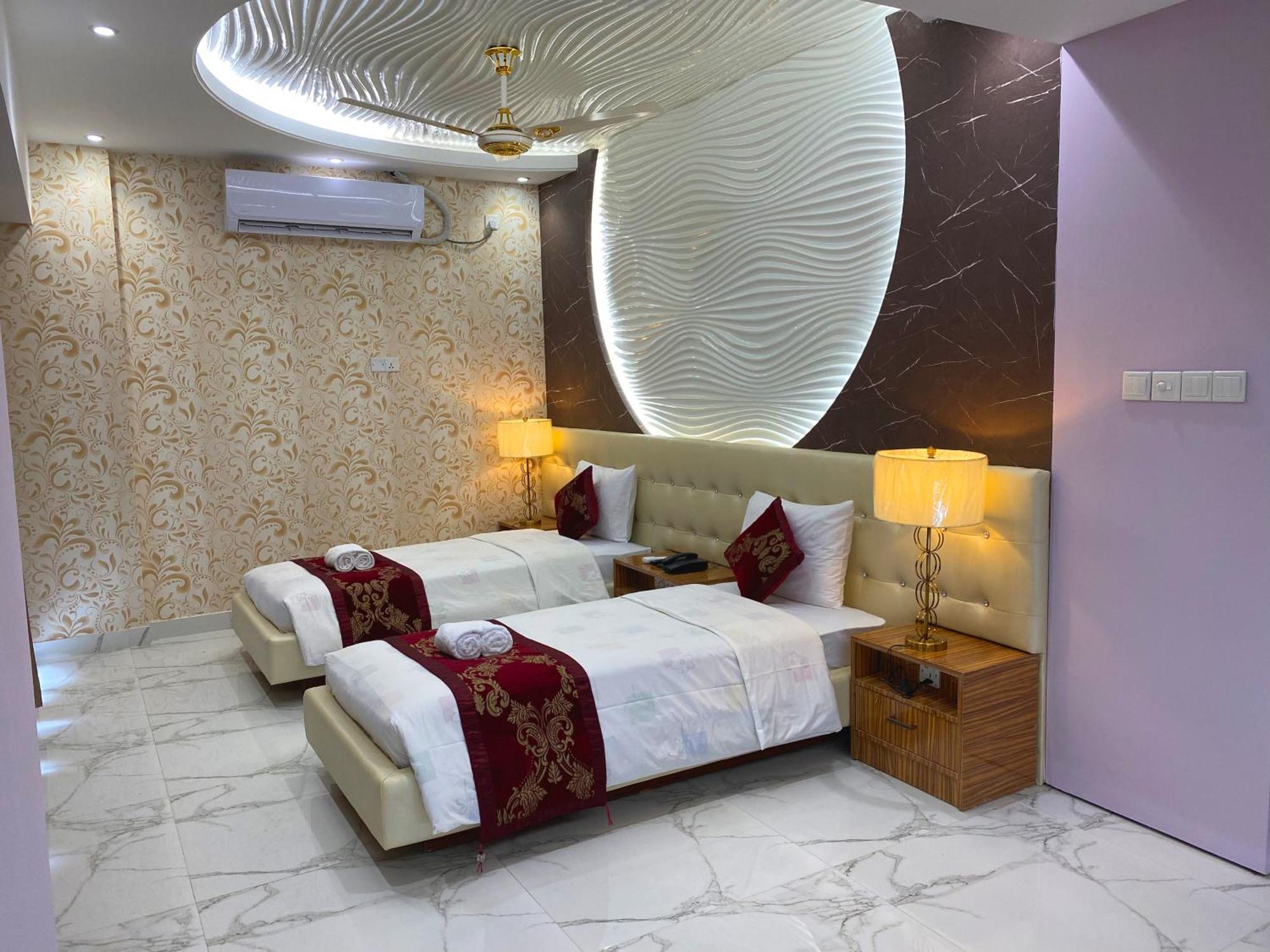 Hotel Valentino Noakhali Esterno foto