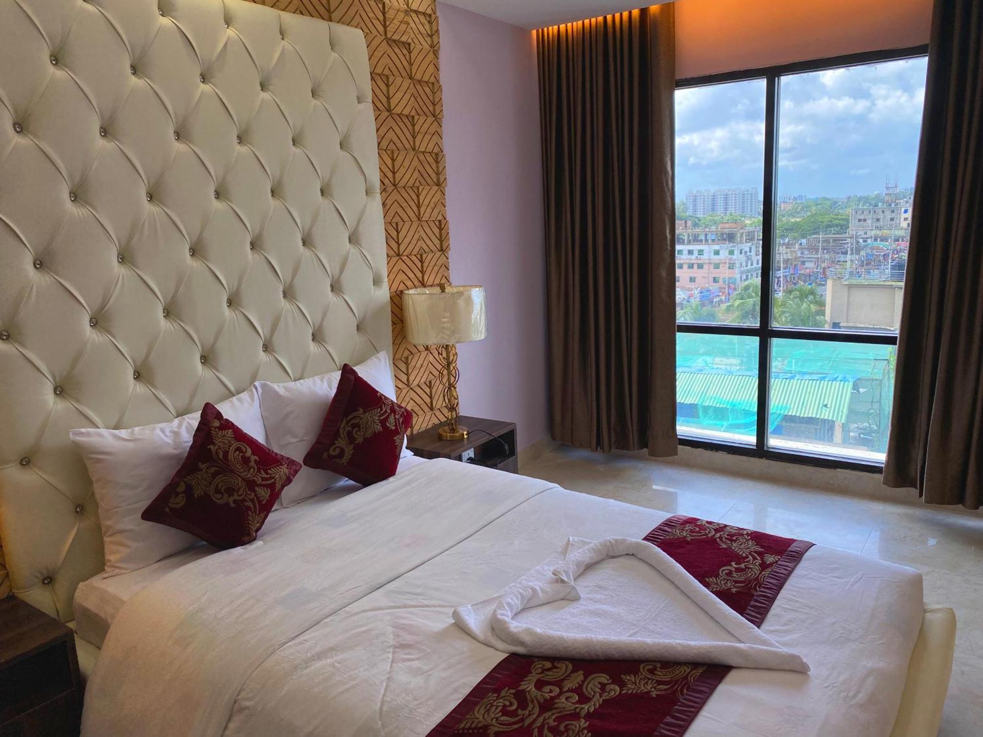 Hotel Valentino Noakhali Esterno foto