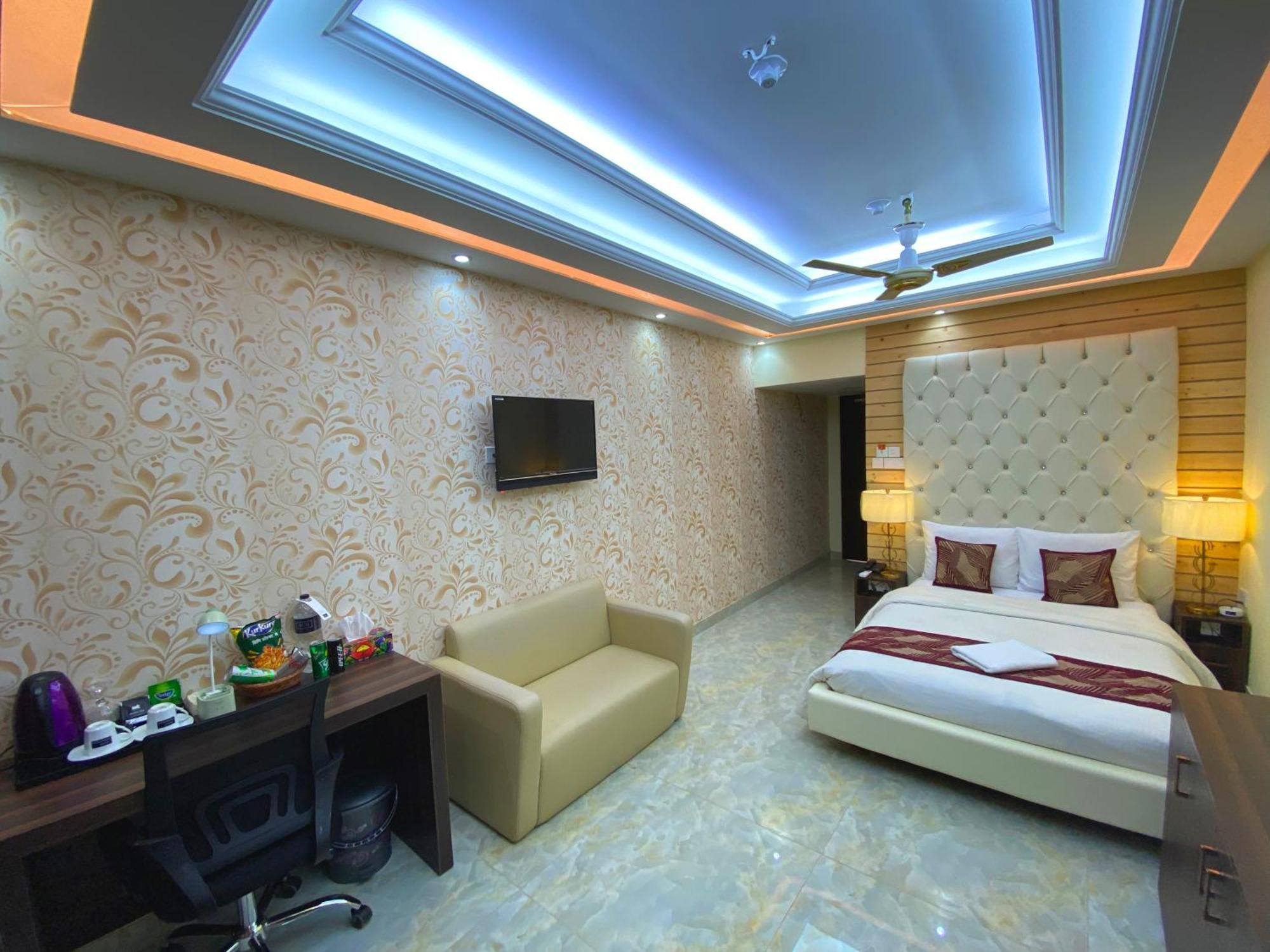 Hotel Valentino Noakhali Esterno foto